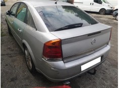 opel vectra c berlina del año 2002