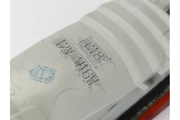 Recambio de luz central de freno para nissan note (e11e) 1.5 dci referencia OEM IAM 265905U80A  