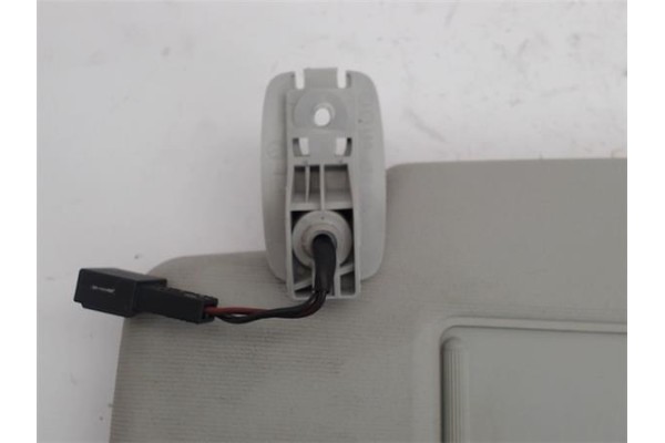 Recambio de parasol izquierdo para volkswagen golf v plus (5m1) 1.9 tdi referencia OEM IAM 1k0857551  