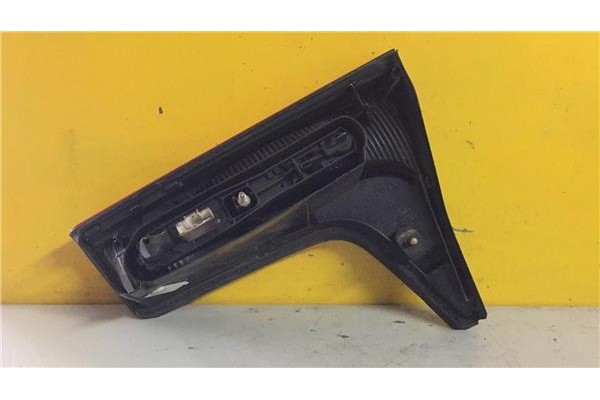 Recambio de piloto interior izquierdo para citroen c5 berlina 2.0 premier (e) referencia OEM IAM E204015  