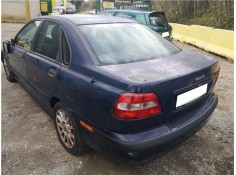 volvo s40 berlina del año 2001
