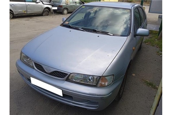 nissan almera (n15) del año 1999