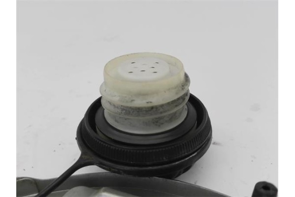 Recambio de tapa exterior combustible para nissan note (e11e) 1.5 dci referencia OEM IAM 788309U00A  