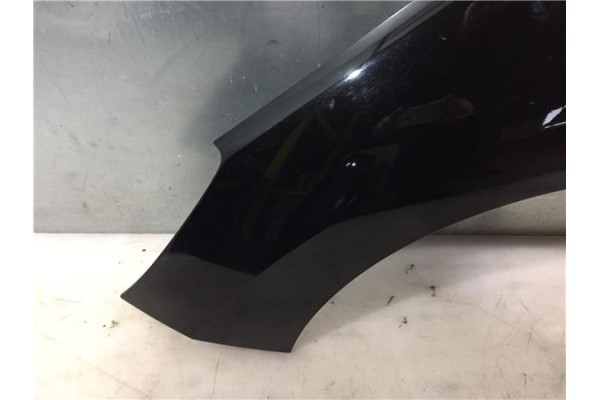 Recambio de aleta delantero izquierda para peugeot 308 1.6 confort referencia OEM IAM 7840 W1 L04341 