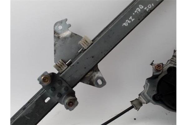 Recambio de mecanismo elevalunas delantero izquierdo para nissan almera tino (v10m) referencia OEM IAM   