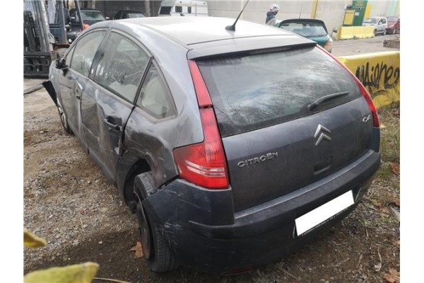 citroen c4 berlina del año 2005