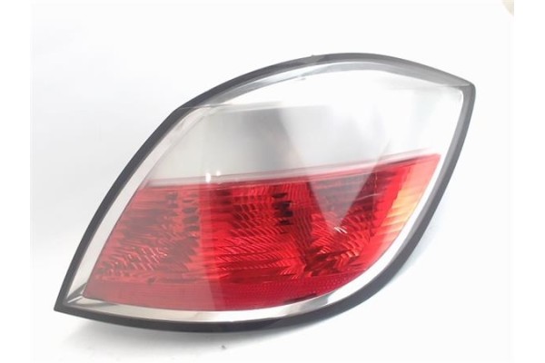 Recambio de piloto trasero derecho para opel astra h berlina 1.7 cdti referencia OEM IAM 24451837  
