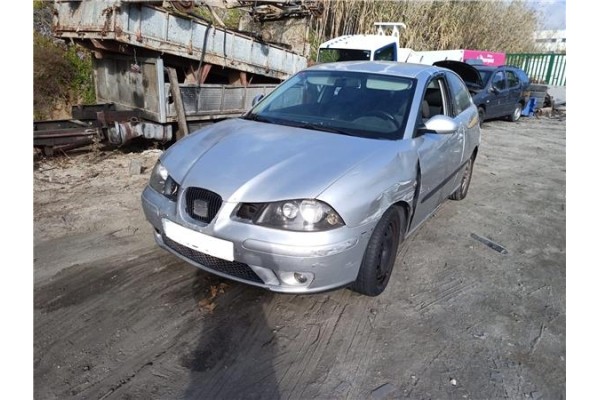 seat ibiza (6l1) del año 2003