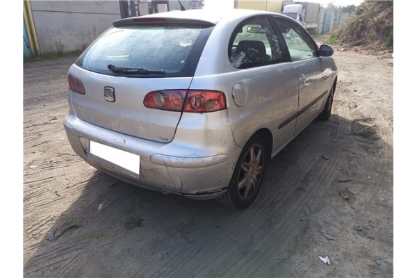 seat ibiza (6l1) del año 2003