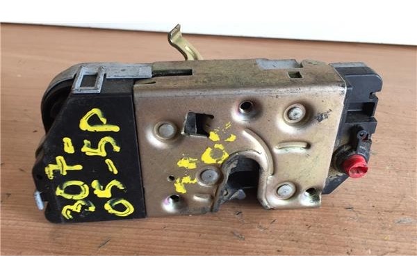 Recambio de cierre electromagnetico trasero derecho para peugeot 307 (s1)(2005) 1.4 xr [1,4 ltr. - 50 kw hdi] referencia OEM IAM