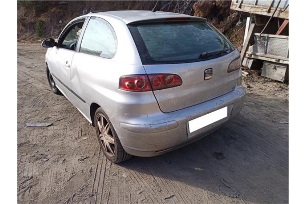 seat ibiza (6l1) del año 2003