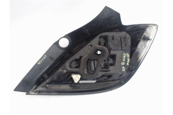 Recambio de piloto trasero izquierdo para opel astra h berlina 1.7 cdti referencia OEM IAM 8653 1222111 