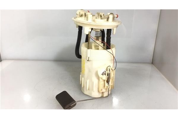 Recambio de aforador para renault trafic ii furgón 1.9 27 cn referencia OEM IAM 82000096456  