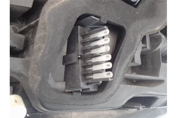 Recambio de piloto trasero izquierdo para opel astra h berlina 1.7 cdti referencia OEM IAM 8653 1222111 