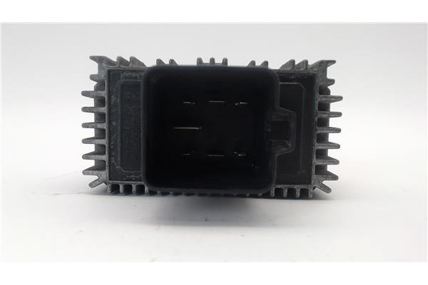 Recambio de centralita para opel astra h berlina 1.9 cdti 16v referencia OEM IAM 51299018A  
