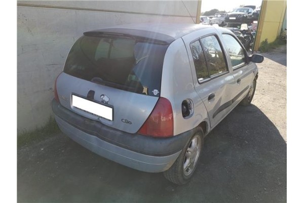 renault clio ii (xbo) del año 2000