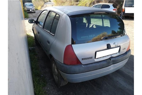 renault clio ii (xbo) del año 2000