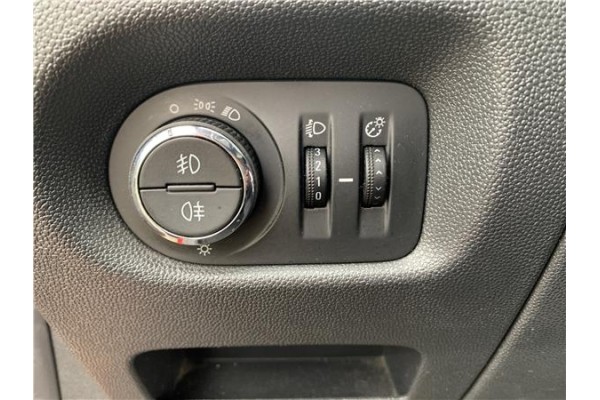 Recambio de mando de luces para opel corsa d 1.3 cdti referencia OEM IAM 13310331  