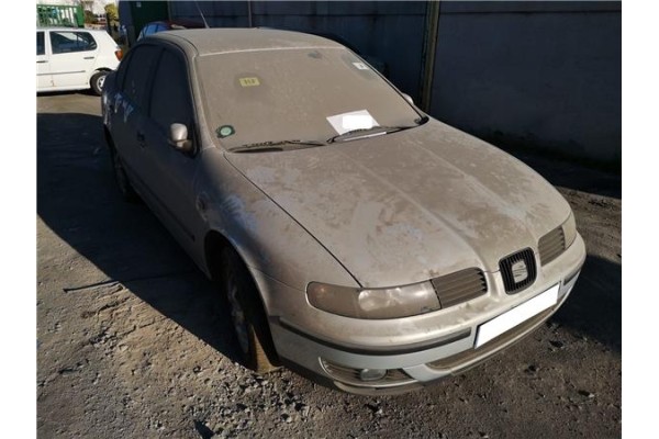 seat toledo (1m2) del año 2000