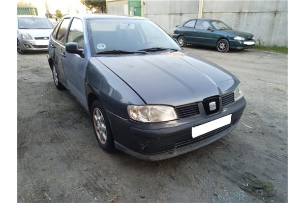 seat cordoba berlina (6k2) del año 2001