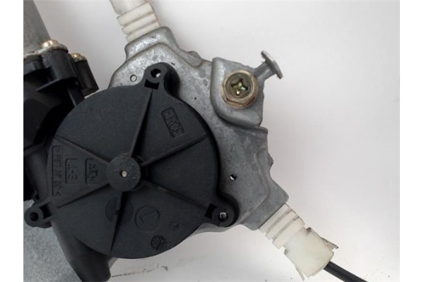 Recambio de mecanismo elevalunas trasero derecho para nissan almera tino (v10m) referencia OEM IAM   
