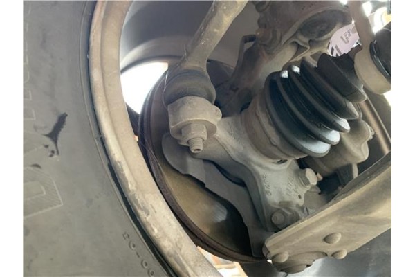 Recambio de mangueta delantero izquierda para opel corsa d 1.3 cdti referencia OEM IAM 95524780  