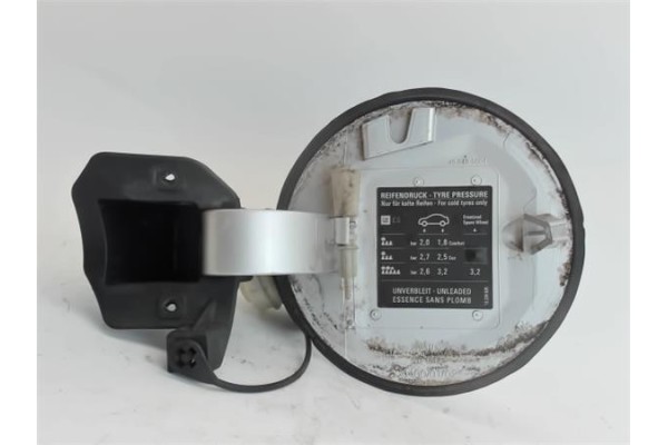 Recambio de tapa exterior combustible para opel corsa d 1.0 catch me referencia OEM IAM 13183306  
