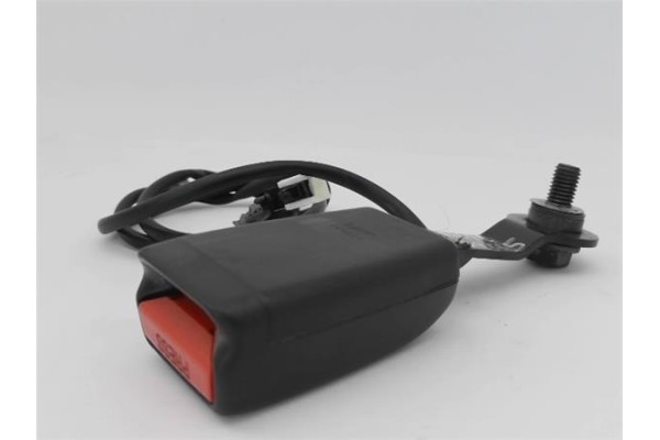Recambio de anclaje cinturon delantero derecho para nissan note (e11e) 1.5 dci referencia OEM IAM 868429U00A  