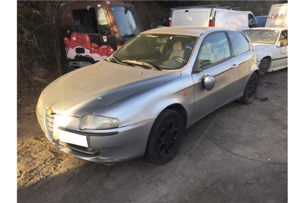 alfa romeo 147 (190) del año 2001