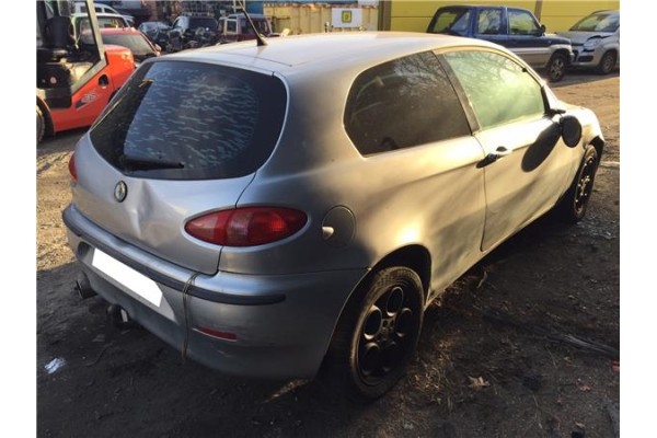 alfa romeo 147 (190) del año 2001