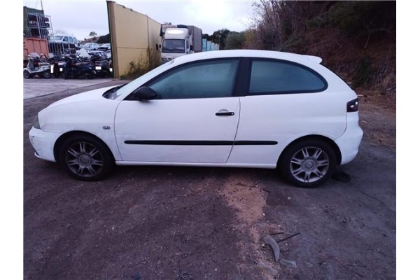 seat ibiza (6l1) del año 2008