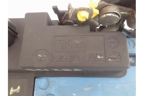 Recambio de cierre electromagnetico delantero derecho para volvo s60 berlina 2.4 d5 referencia OEM IAM 30784977  