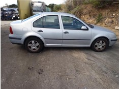 volkswagen bora berlina (1j2) del año 2000