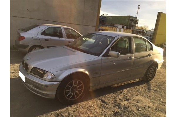 bmw serie 3 berlina (e46) del año 2001