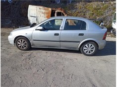 opel astra g berlina del año 2002