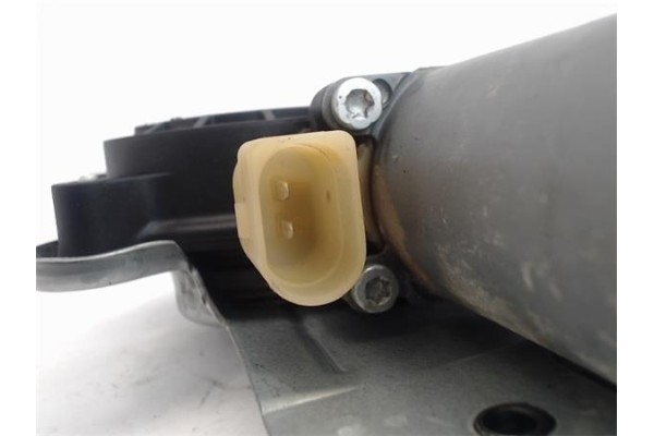Recambio de mecanismo elevalunas trasero derecho para volvo s60 berlina 2.4 d5 referencia OEM IAM 31253720  