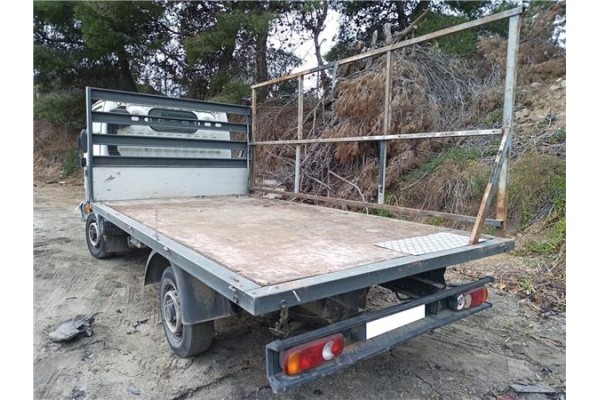 nissan cabstar del año 2006