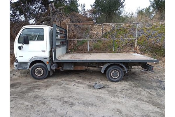 nissan cabstar del año 2006
