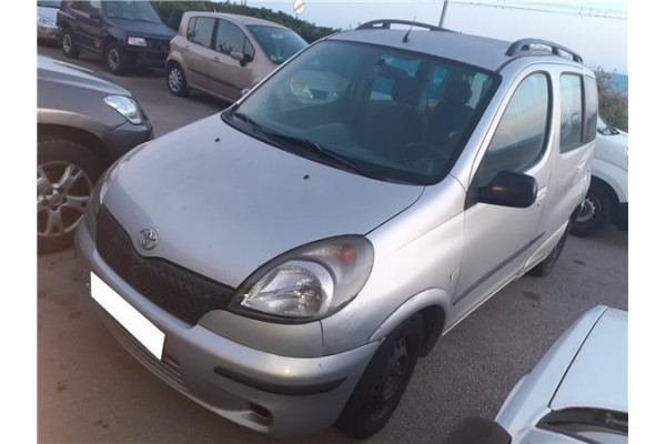 toyota yaris verso (ncp2/nlp2) del año 2000