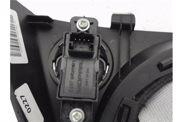 Recambio de embellecedor palanca cambio para fiat 500 1.2 referencia OEM IAM K1RY99JD7AB  