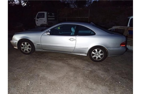 mercedes-benz clk (bm 208) coupe del año 2000
