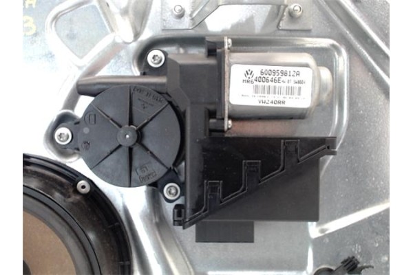 Recambio de mecanismo elevalunas trasero derecho para volkswagen polo iv (9n1) 1.9 tdi referencia OEM IAM 6Q0959812A 400646E 6Q0