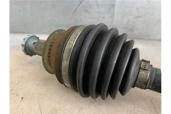Recambio de palier delantero izquierdo para seat ibiza berlina (6j5) 1.6 tdi referencia OEM IAM 6R0407761A  