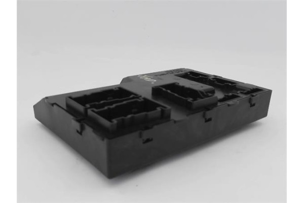 Recambio de modulo electronico para ford fiesta vi 1.25 referencia OEM IAM CA6T15K600EA 8V5115K600CG 