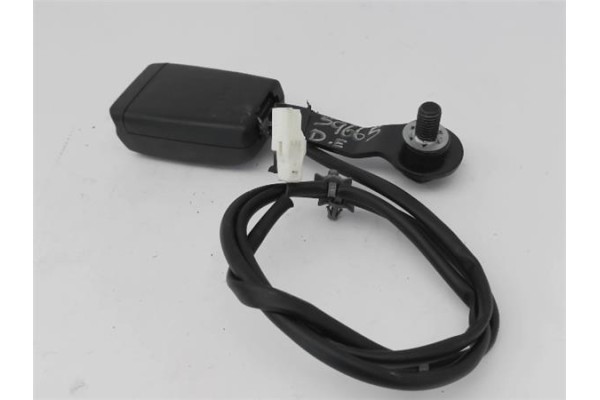 Recambio de anclaje cinturon delantero izquierdo para nissan note (e11e) 1.5 dci referencia OEM IAM 868429U00B  