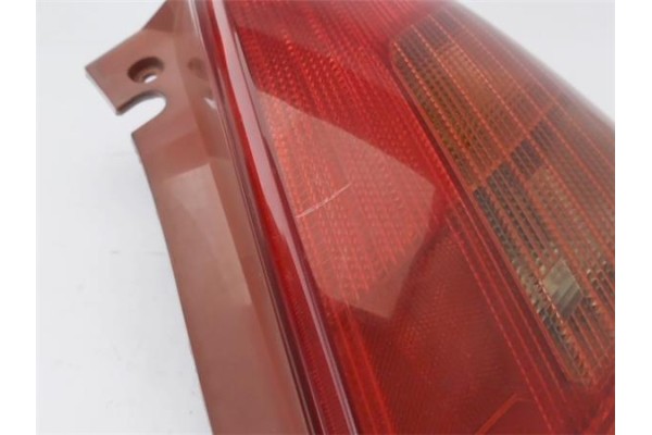 Recambio de piloto trasero derecho para suzuki swift iii (sg) 1.3 ddis referencia OEM IAM 3565062J00  