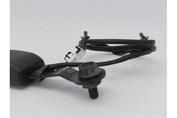 Recambio de anclaje cinturon delantero izquierdo para nissan note (e11e) 1.5 dci referencia OEM IAM 868429U00B  