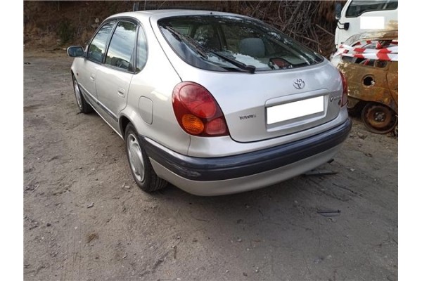 toyota corolla (e11) del año 1997