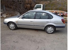 toyota corolla (e11) del año 1997