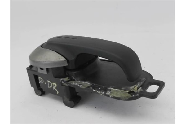 Recambio de manilla int. puerta delantero derecha para nissan note (e11e) 1.5 dci referencia OEM IAM 80670AX603 806709U000 